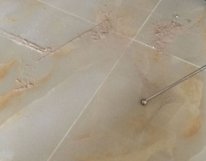 北碚瓷砖空鼓维修公司分享粘合剂选择不当在瓷砖铺贴过程中可能导致以下问题